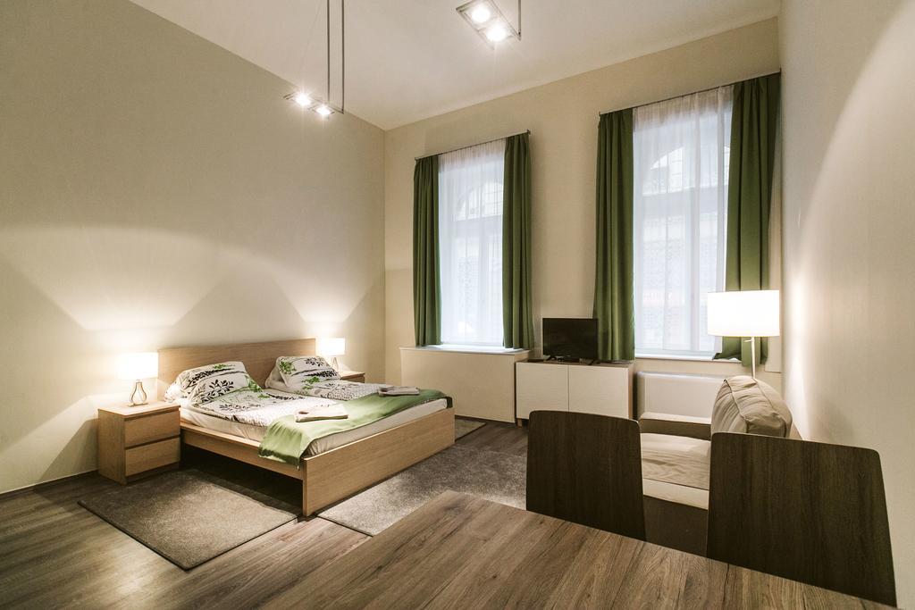 Dnd Apartments Astoria Szentkiralyi Street บูดาเปสต์ ภายนอก รูปภาพ